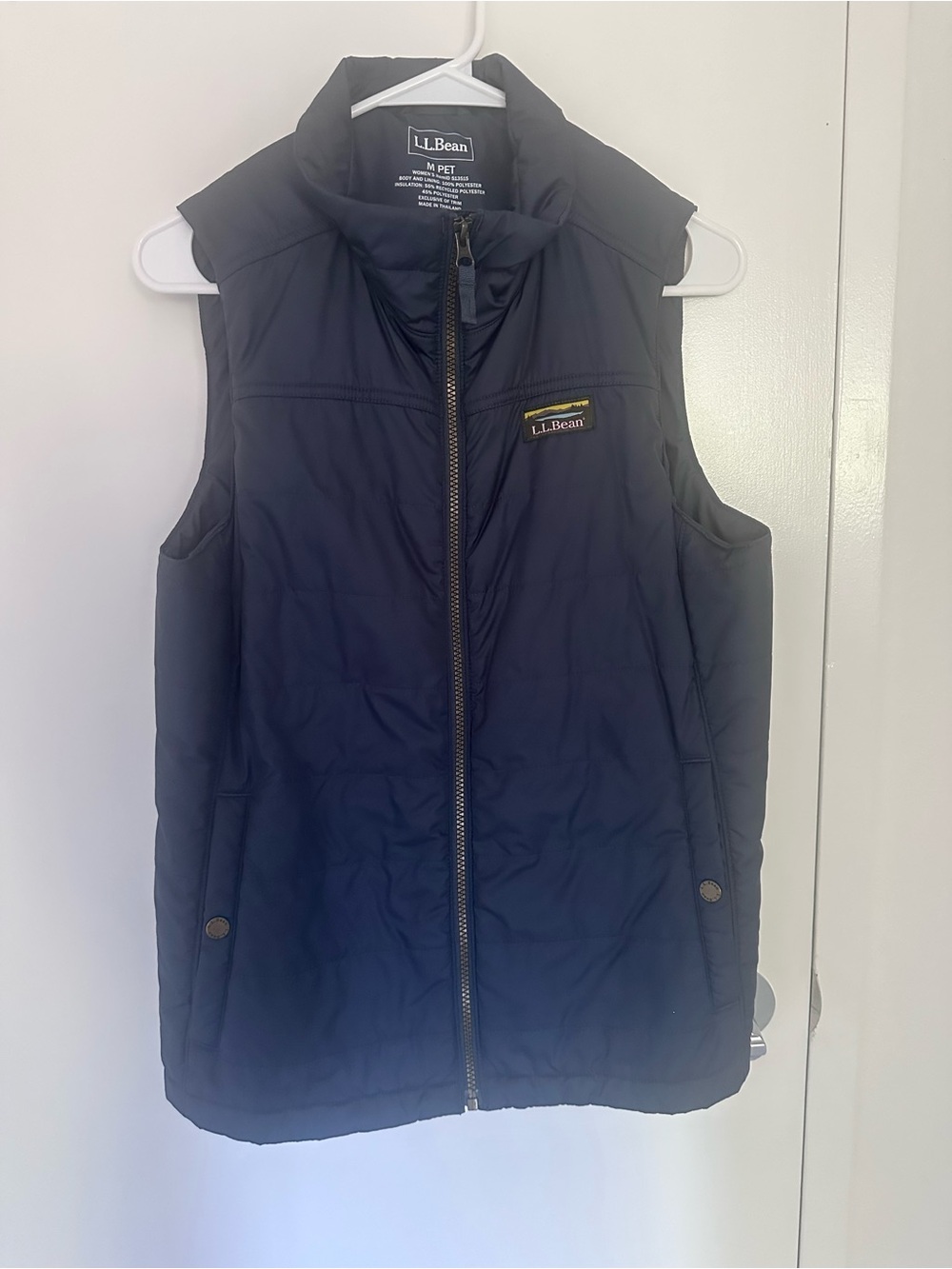 L.L.Bean Women’s Insulated Puffer Vest Navy Blue Medium Petite M PET